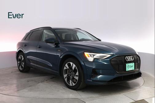 2023 Audi e-tron Premium quattro