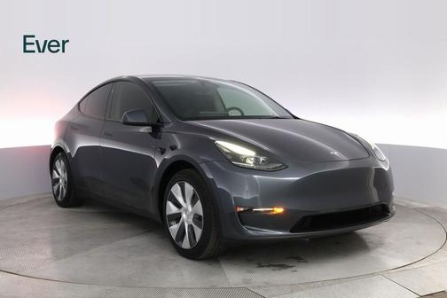 2023 Tesla Model Y Long Range Dual Motor All-Wheel Drive