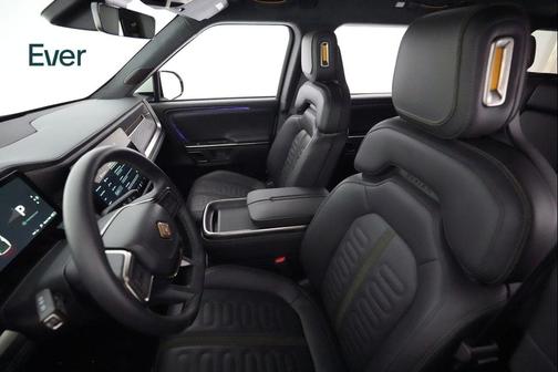 2023 Rivian R1S Adventure