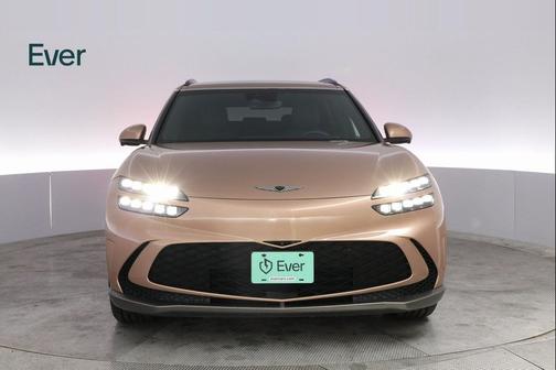 2023 Genesis GV60 Advanced AWD