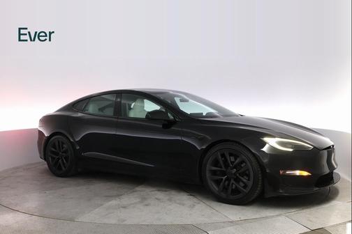 2022 Tesla Model S Plaid