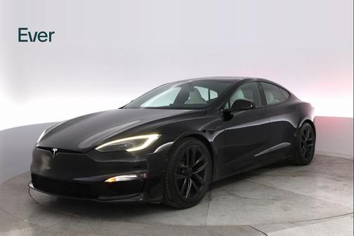 2022 Tesla Model S Plaid
