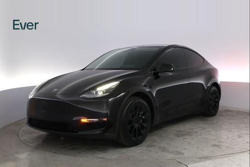 Solid Black 2024 Tesla Model Y Long Range Dual Motor All-Wheel Drive