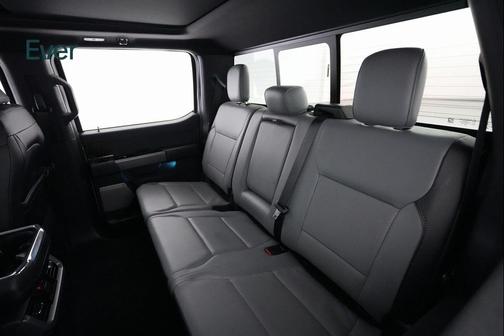 2023 Ford F-150 Lightning LARIAT