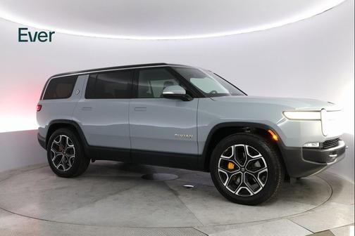 2022 Rivian R1S Launch Edition