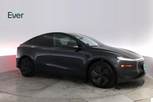 2026 Tesla Model Y Premium Rear-Wheel Drive