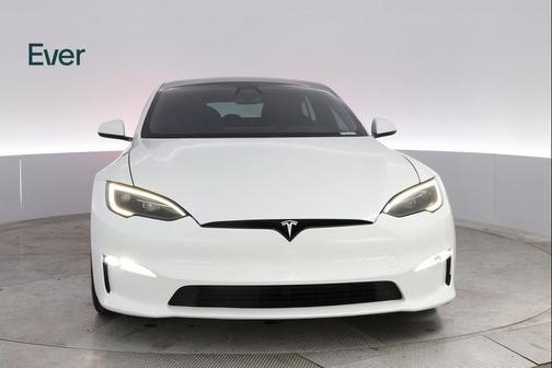 2022 Tesla Model S Base