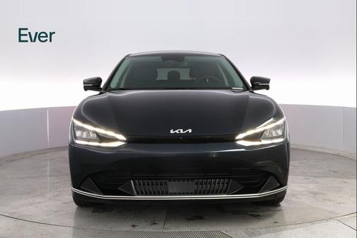 2024 Kia EV6 Wind