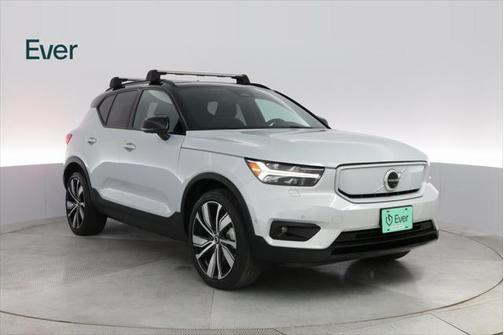 2022 Volvo XC40 Recharge Pure Electric P8 Twin Ultimate