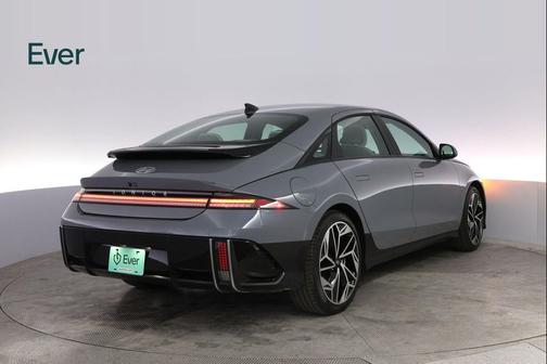 2024 Hyundai IONIQ 6 SEL
