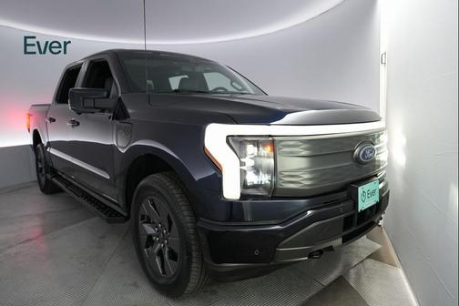 2023 Ford F-150 Lightning LARIAT