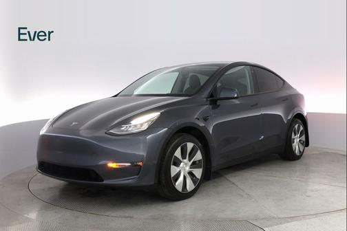 2023 Tesla Model Y Long Range Dual Motor All-Wheel Drive