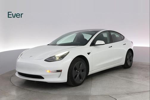 2022 Tesla Model 3 Long Range