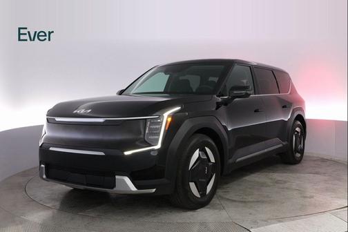 2024 Kia EV9 Light Long Range