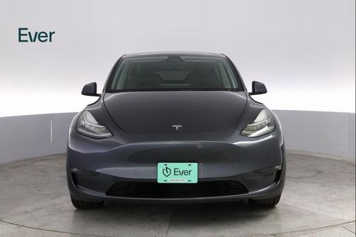 2022 Tesla Model Y Long Range Dual Motor All-Wheel Drive