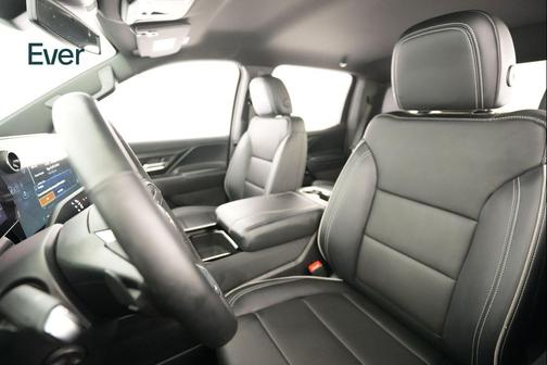 2025 Chevrolet Silverado EV LT