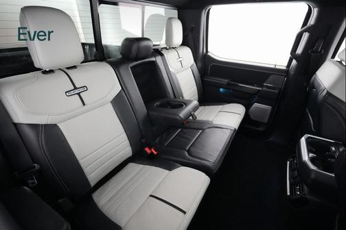 2024 Ford F-150 Lightning Platinum