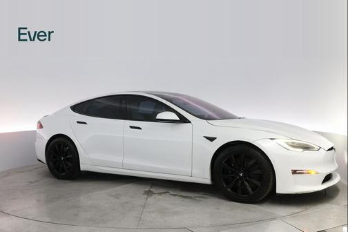 2022 Tesla Model S Base