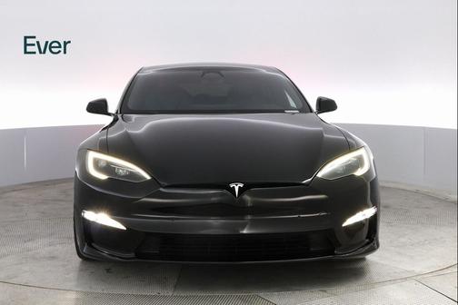 2022 Tesla Model S Base