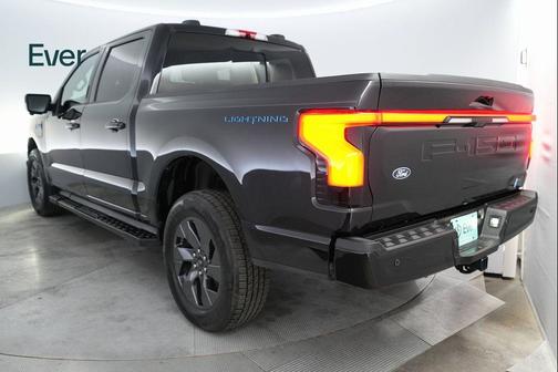 2024 Ford F-150 Lightning LARIAT