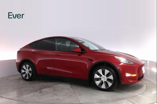 2022 Tesla Model Y Long Range Dual Motor All-Wheel Drive