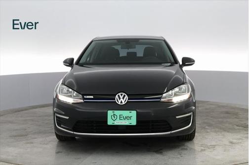 2019 Volkswagen e-Golf SE