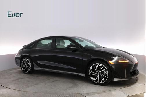 2024 Hyundai IONIQ 6 SEL