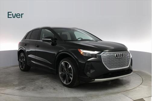 2022 Audi e-tron Premium