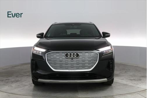 2022 Audi e-tron Premium