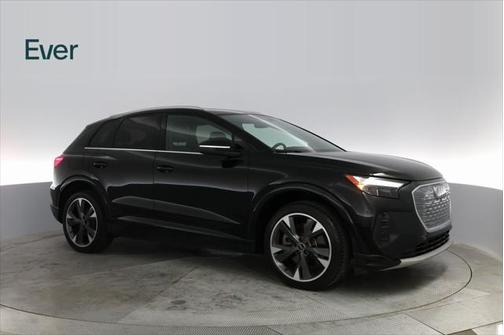 2022 Audi e-tron Premium