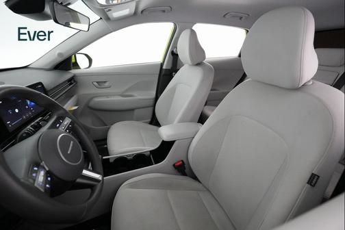 2024 Hyundai KONA EV SEL