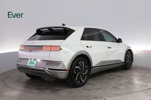 Atlas White 2024 Hyundai IONIQ 5 Limited