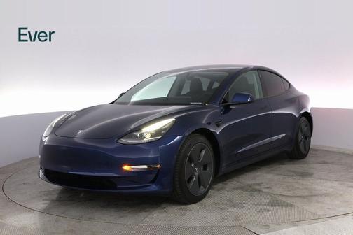 2022 Tesla Model 3 Long Range