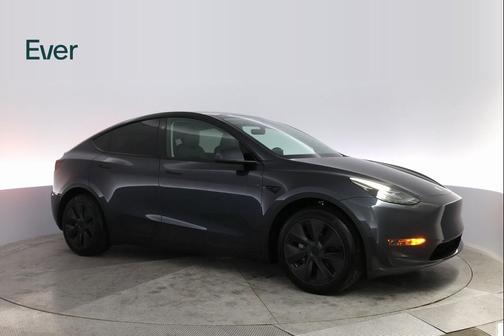 2024 Tesla Model Y Long Range Dual Motor All-Wheel Drive