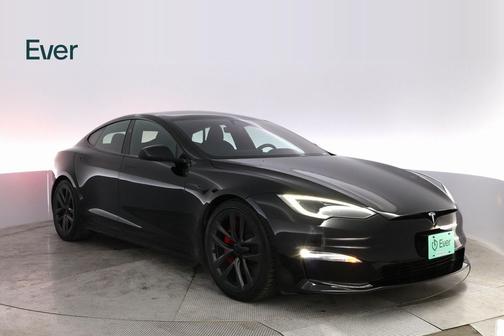 2023 Tesla Model S Plaid
