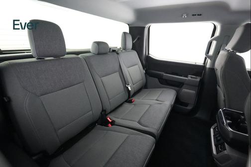 2024 Ford F-150 Lightning Flash