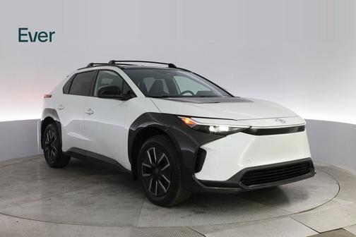 2024 Toyota bZ4X XLE