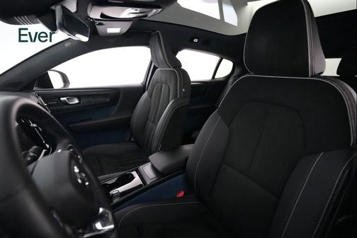 Silver Dawn Metallic 2023 Volvo C40 Recharge Pure Electric Twin Ultimate