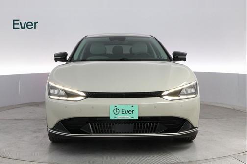 2022 Kia EV6 Wind