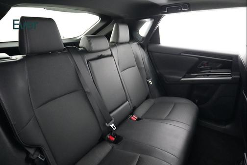 Cosmic White Pearl 2-Tone 2024 Subaru Solterra Touring