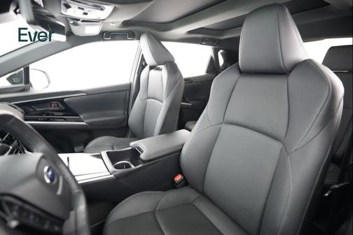 Cosmic White Pearl 2-Tone 2024 Subaru Solterra Touring