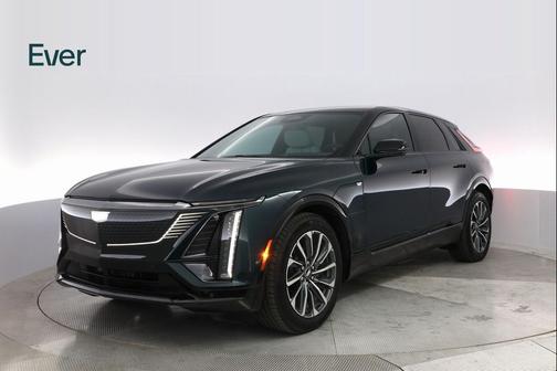 2024 Cadillac LYRIQ Sport
