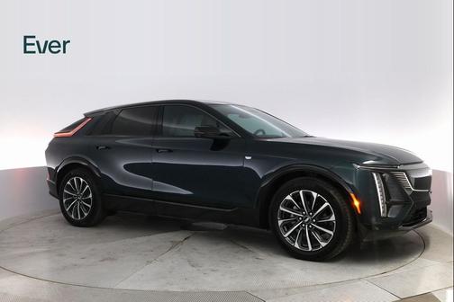 2024 Cadillac LYRIQ Sport