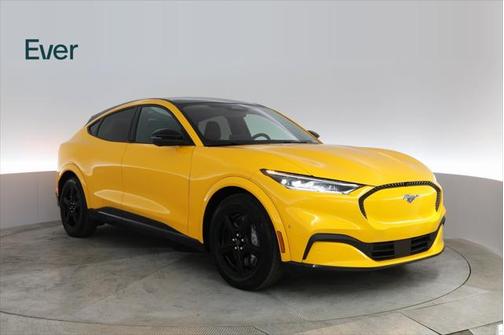 2022 Ford Mustang Mach-E California Route 1