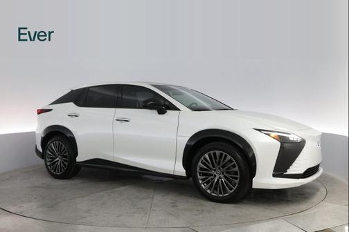 2023 Lexus RZ 450e Luxury