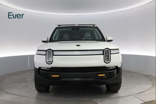 2023 Rivian R1S Adventure