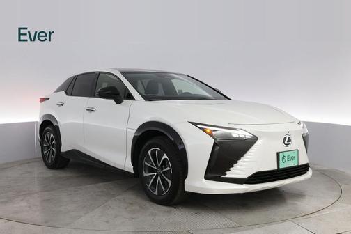 2024 Lexus RZ 450e Premium