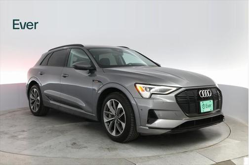 2021 Audi e-tron Premium Plus