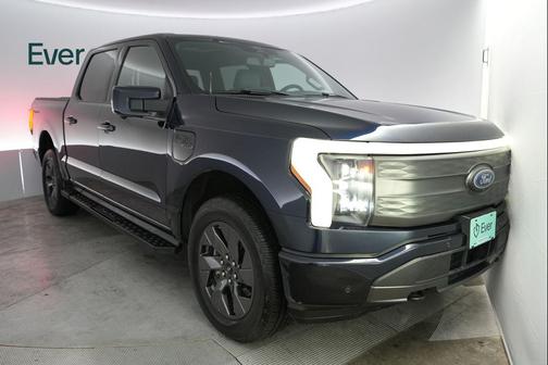 2022 Ford F-150 Lightning LARIAT