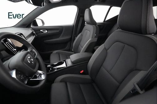 2023 Volvo XC40 Recharge Pure Electric Twin Ultimate